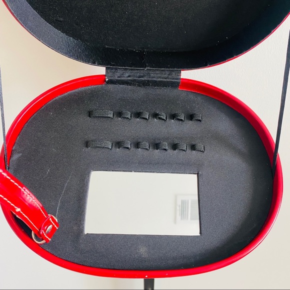 Red w White Contrasting Stitch Case - Picture 5 of 8